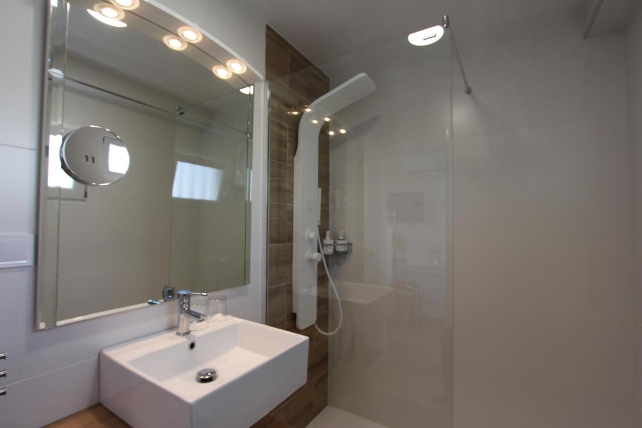 Lantana Suite-Turis เบนิดอร์ม ภายนอก รูปภาพ